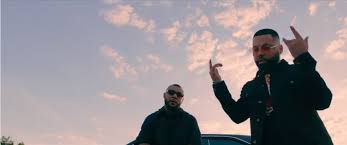 песня люби меня люби жарким огнем ночью и днем Tekst Pesni Doni Feat Dzhozzi Lyubi Menya Lyubi