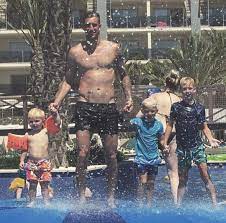 They welcomed their third child, mees, into the world in may, three years ago. Who Is Everton Goalkeeper Maarten Stekelenburg S Wife Kim Do They Have Children Celebrity News Showbiz Tv Express Co Uk