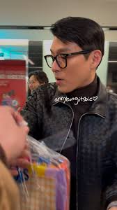 STAGE GREETINGS 😚 < HARBIN > © watermark 📌 JOIN our FACEBOOK GROUP [  2️⃣0️⃣0️⃣ K + International Binnies Members from 112 countries  https://www.facebook.com/groups/570487036622031 📌 FOLLOW US