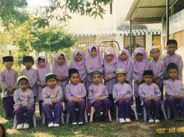 At tadika yume, learning is a joyful and exciting experience. Ù…Ø­Ù…Ø¯ Ø§Ù…ÙŠØ± Ø­ÙÙŠØ¸ On Twitter Dengan Kuasa Viral Twitter Tolong Aku Cari Balik Member2 Tadika Aku Ni Yg Baju Ungu Tu Tahun 2002 5 Tahun Tadika Damai Hati Seksyen 19 Shah Alam Yg