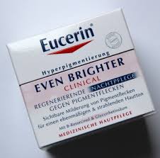 After instillation of fluorescein, the white and cobalt blue light examination seems to confirm the dye retention. Eucerin Even Brighter Night Cream Review