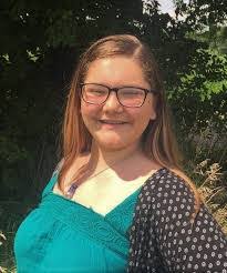 Sabrina Dearing's Instagram, Twitter & Facebook