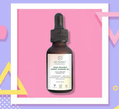 Combine 3 tablespoons of almond oil with 2 tablespoons of castor oil and 1 vitamin e in almond oil conditions the hair follicles and smoothes uncontrollable frizz without making the hair. Which Oil Is Best For Hair Growth Fast Hair Growth Oil To Try Nykaa S Beauty Book