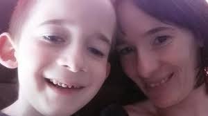 Pour sauver leur fils du cancer ils remuent ciel et terre