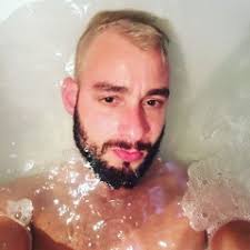 Stream Alejandro Bello 1 music