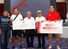 Welcome to the largest bank in the philippines! Golfer From Butuan Wins 1 Million And A Car At Phoenix Amateur Golf Tourney In Cebu Phoenix Fuels