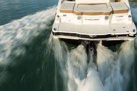Outboard Vs Inboard Choosing The Right Boat Motor Discover Boating