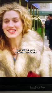 Carrie Bradshaw Season 1 Outfits