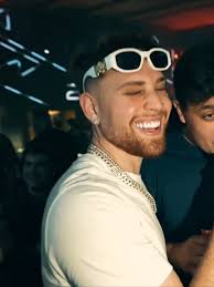 A Música Encaixou: Momentos Incríveis com Felipe Coronado