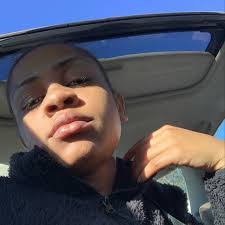 YoYo must have really loved Tupac…her oldest daughter looks just like him🍵