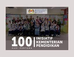 Infrografik yang dimaksudkan adalah seperti berikut: Moe Buku Kecil 100 Hari Pertama Inisiatif Kpm