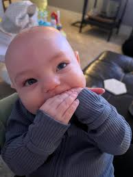 Hi! I want to start BLW next month. My baby will be 6 months old. Just  asking for some first meals, advice for my nerves, or anything helpful for  my first time