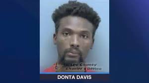North Fort Myers man threatens McDonald's worker with crowbar