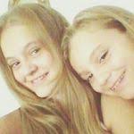 Nina Crouse's Instagram, Twitter & Facebook