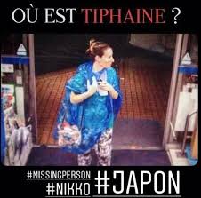 Sa famille, qui habite en france, se démène pour tenter de. Disparition De La Poitevine Tiphaine Veron Elie Semoun Lance Une Bouteille A La Mer