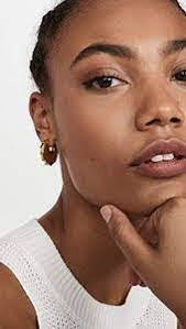 Hilary Silverman's Instagram, Twitter & Facebook