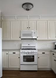 21 Wall Kitchen Cabinets Momplex Vanilla Kitchen Kitchen Wall Cabinets Kitchen Cabinets Cottage Kitchen Cabinets