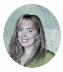 Caitlyn Lewis's Instagram, Twitter & Facebook