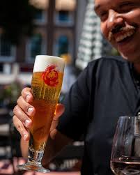 Not just the backbone of Palmette, they're models too ✨📸