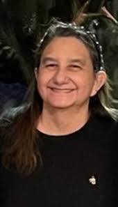 Anna Nuno's Instagram, Twitter & Facebook