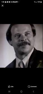 This is the scene I fell in love with Lee Know last year... He was  scary...intense... gorgeous... this was it. Biased, because I looking at  his character and the kind of person