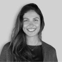 Suzanne Pappas's Instagram, Twitter & Facebook