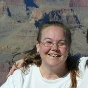 Guess the number of fluorescent sodalites picked up by a magnet