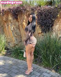 Camiiilovex  Camila Rivas Гола изтичане OnlyFans снимка 4 - Nudogram v2.1