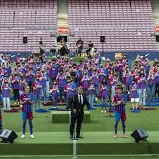 The catalan flag on the back of the shirt, just below the collar, reinforces the bond between the team and the catalan. Barca Accidentally Leak Away Kit In Youtube Video Barca Blaugranes