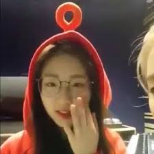 Loona Yeojin Icon Girl Group Kpop Girls Kpop Idol