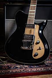 Rivolta Combinata Xvii Toro Black Eastwood Guitars Guitar Beautiful Guitars