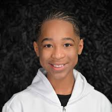 This is my 12 year old as a braid model!🫶🏼