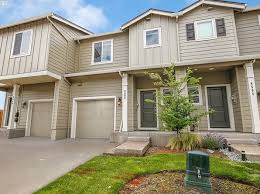 1 Bedroom And 1 Bathroom Vancouver Real Estate Vancouver Wa Homes For Sale Zillow Estate Homes New Condo Real Estate
