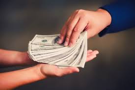 Am primit sentinta judecatoreasca luna trecuta in care imi scrie ca trebuie sa platesc pensie de intretinere din februarie 2018 si pana in prezent. Singur In Instanta