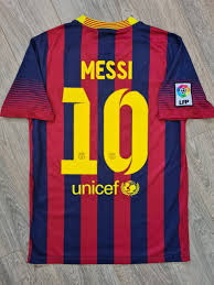 Livraison gratuite en 24h dès 50€ d'achat. Maillot Messi Barcelone 2013 2014 S