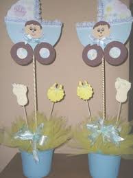 This airplane centerpiece would be a great addition to your baby shower. 26 Elegant Arreglos De Mesa Baby Shower Nina Baby Shower