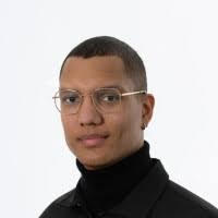 20+ perfiles de «Sebastian Steele»