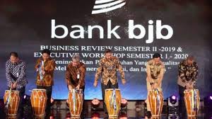 Bank bjb masuk kedalam kategori bank buku 3 dengan nilai modal inti antara 5 sampai 30 triliun rupiah. Kumpulan Berita Aksi Korporasi Bank Bjb Berencana Terbitkan Pub Ii Obligasi Subordinasi Rp 1 Triliun