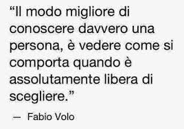 Frasi Sulla Delusione Non Lo Disse Ad Alta Voce Perche Sapeva Che A Dirle Le Cose Belle N Citazioni Sagge Frasi Sulla Delusione Citazioni Preferite