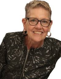 Suzanne Woods's Instagram, Twitter & Facebook