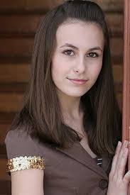 Anissa Chard's Instagram, Twitter & Facebook