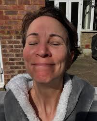 Sunshine! Oodie on. Coffee and toast outside. Living my best life. 😊