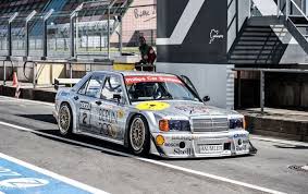 Mercedes Benz 190e Evo 2 Shot By Le Baron Noir Carros Classicos Carros Auto