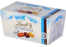 Laruns Avenir - L'Aventure des chocolats "Les Pyrénéens" Le saviez-vous?  L'histoire de la marque de chocolats " Les Pyrénéens" est une histoire de  courage et de volonté! Leur créateur Maurice Rozan de