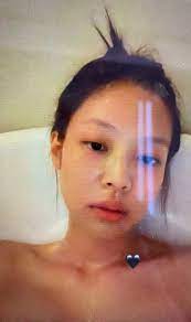 BLACKPINK Jennie's Bathtub Photo Reportedly Leaked by Hacker –  JayneStars.com