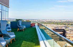 The seat feels snug and comfy. The Witmer Arlington Va