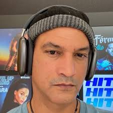 Marcos Suriel (@MarcossuriHotm1)