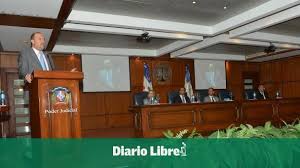 Catedrático español Massó Garrote impartió conferencia en Suprema Corte