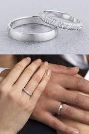 White Gold Wedding Rings Set With Diamonds In Her Ring His Etsy In 2021 Wedding Rings Sets Gold Wedding Rings Sets His And Hers Couple Wedding Rings