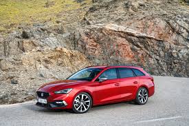 2020 seat mk4 leon estate fr 1.5 etsi 150ps dsg review. 2020 Seat Leon Detailed In 140 Photos Offers The Most Diverse Lineup Ever Carscoops